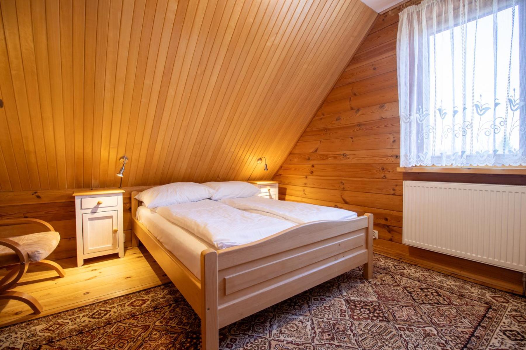 Wisniowy Sad Casa de hóspedes Białowieża Exterior foto